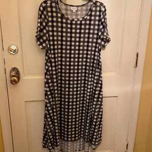 Lularoe buffalo plaid Carly
